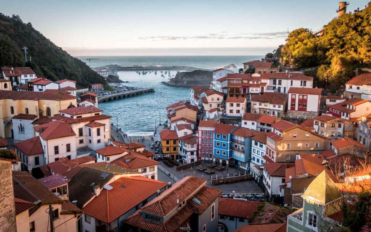 El Pedroso De Llanes Villa Villahormes Екстериор снимка